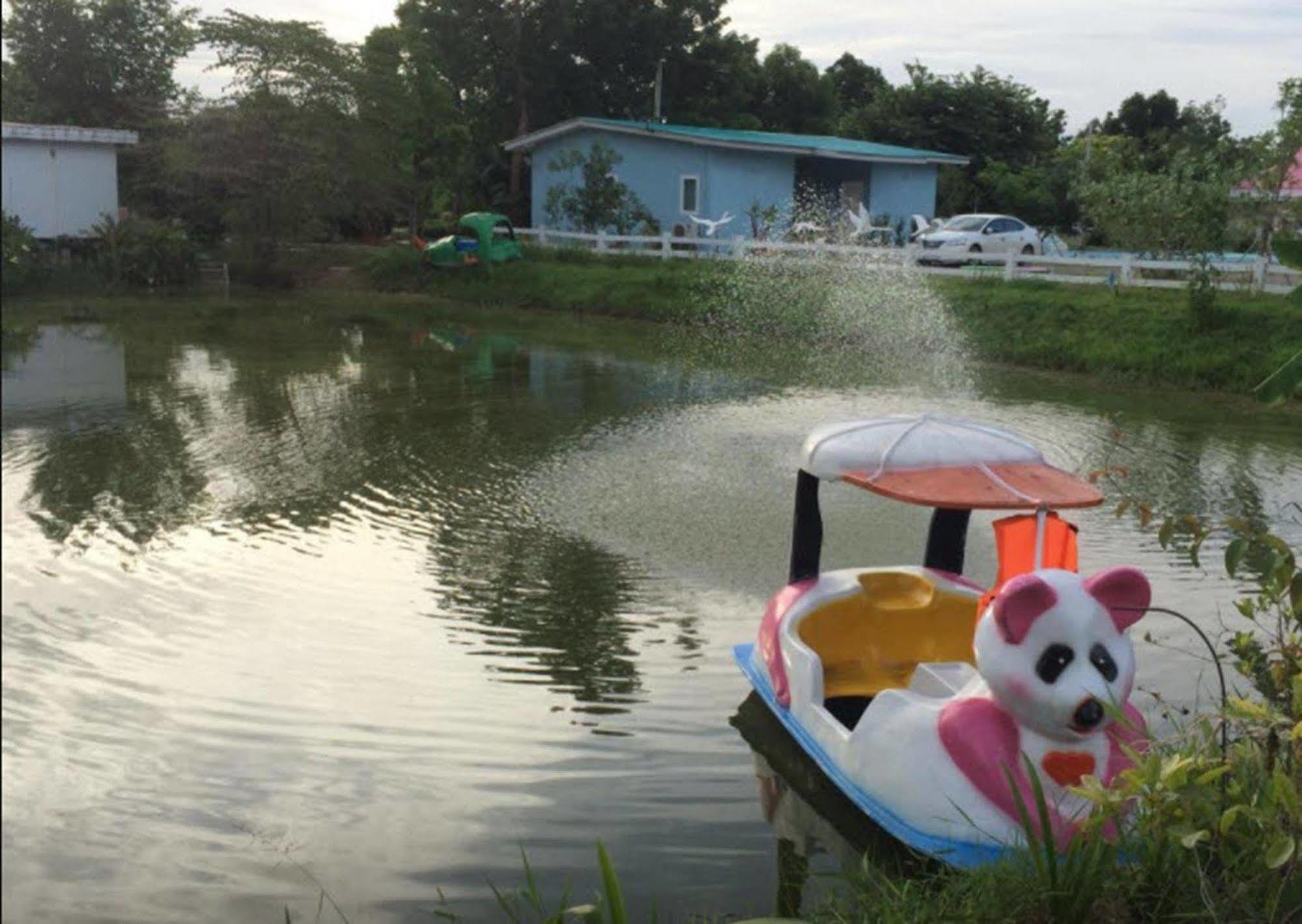 Lake Scene Resort Ratchaburi Екстер'єр фото