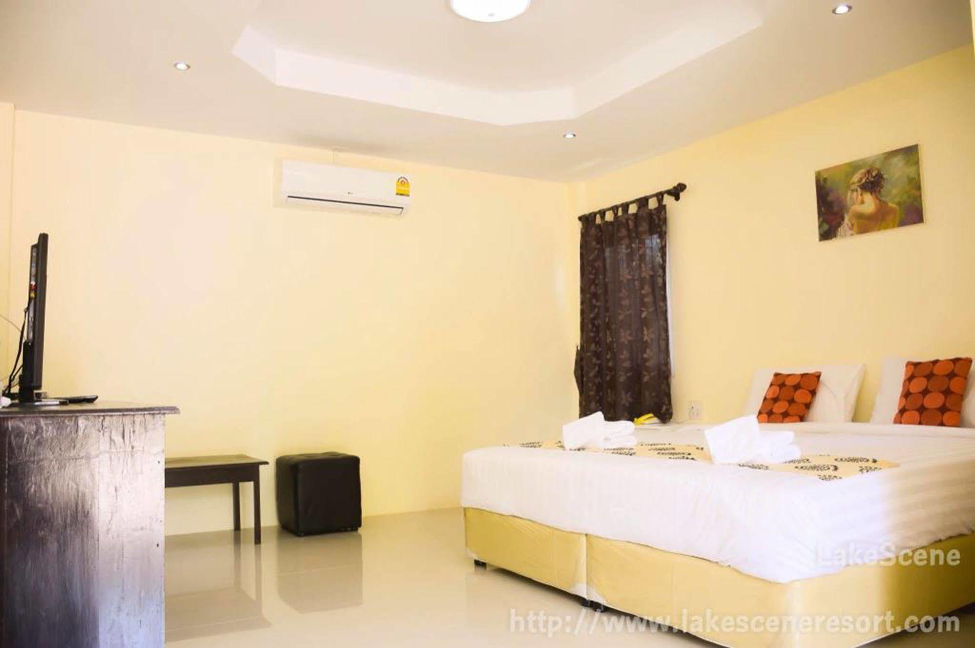 Lake Scene Resort Ratchaburi Екстер'єр фото